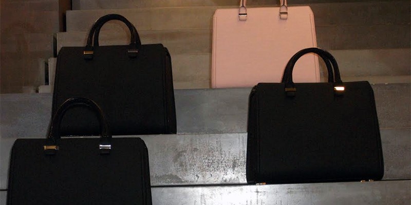 vicotira-beckham-new-shop-handbags